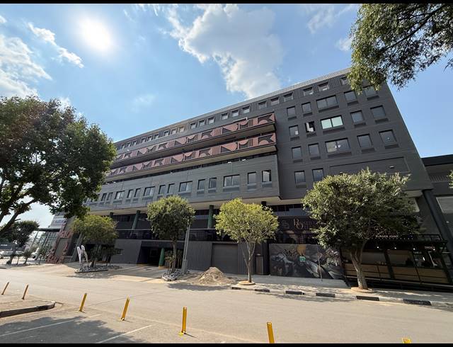 390M² RETAIL TO LET IN ROSEBANK